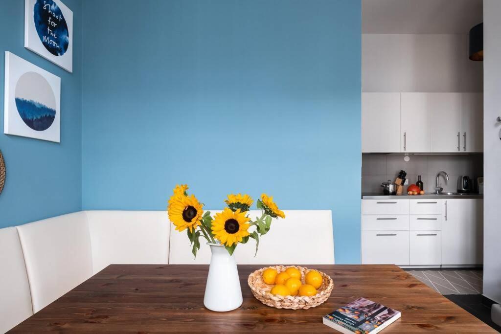 Sc 05 By Rockchair Apartments L Superhost Status L 2 Bedrooms Boxspringbeds Balcony Elevator - Cozy Family & Business Flair Welcomes You! Berlín Exteriér fotografie